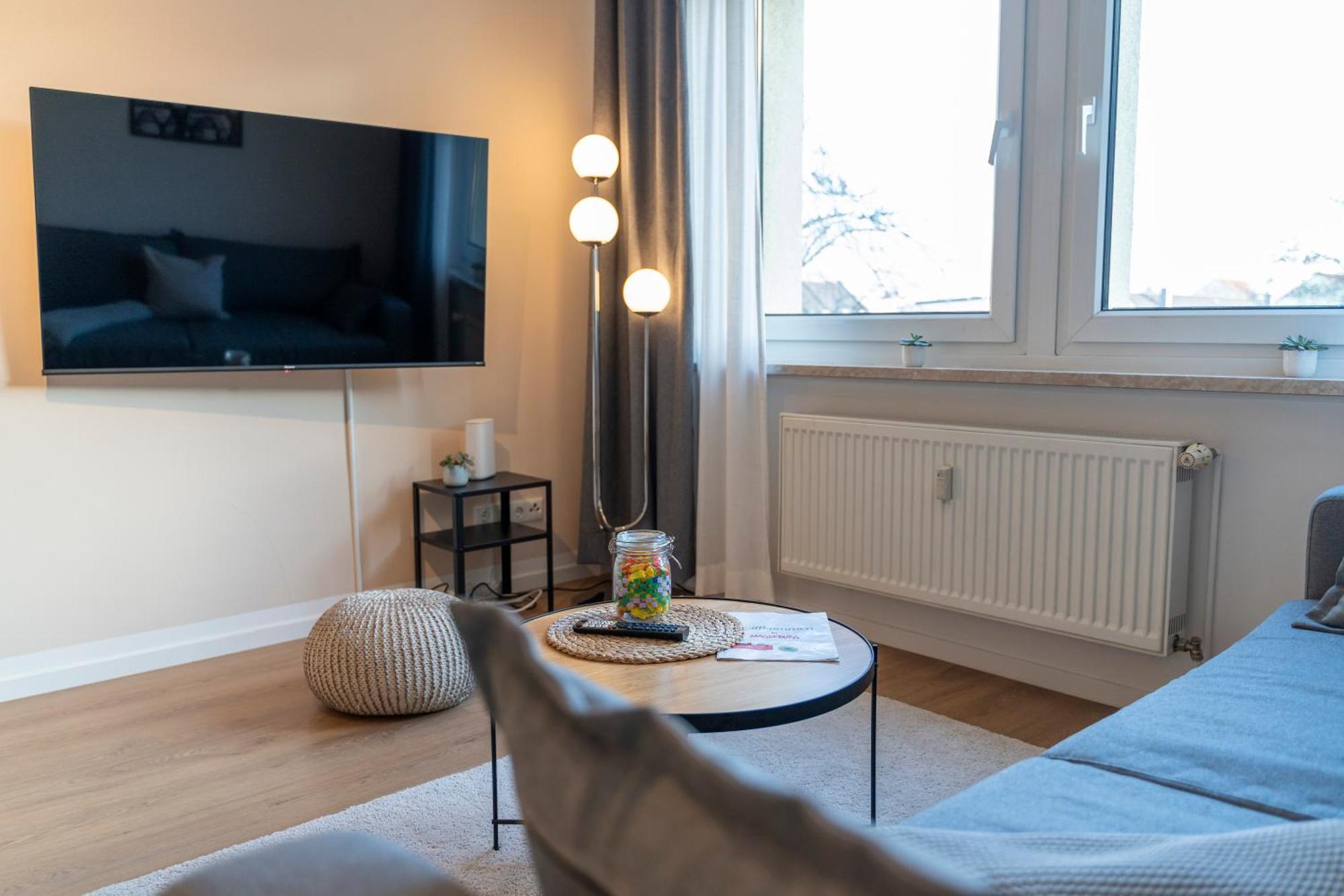 Rr - Stylish Apartment 50Qm - Wifi - Washer - Tv Magdeburg Luaran gambar