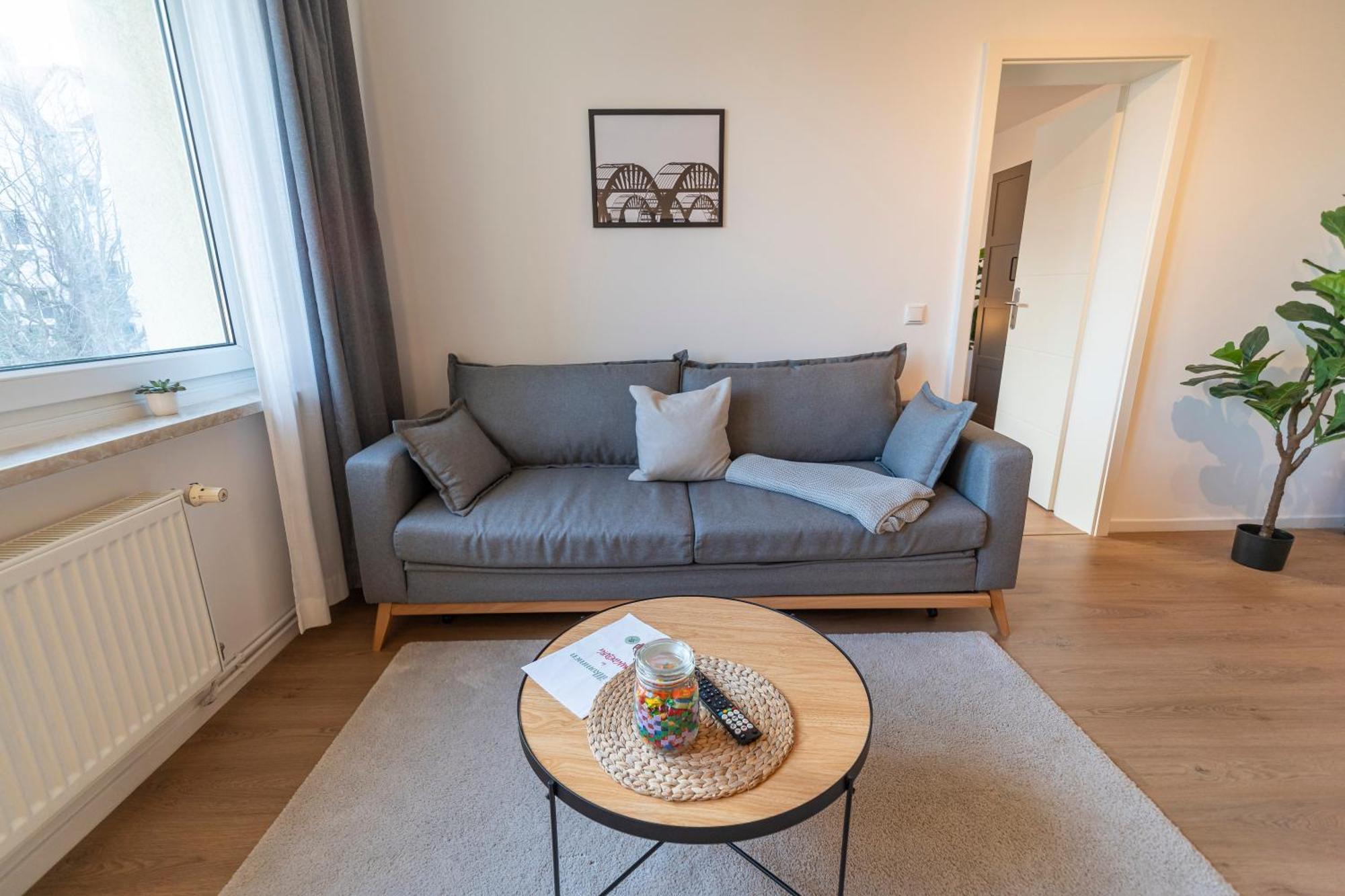 Rr - Stylish Apartment 50Qm - Wifi - Washer - Tv Magdeburg Luaran gambar